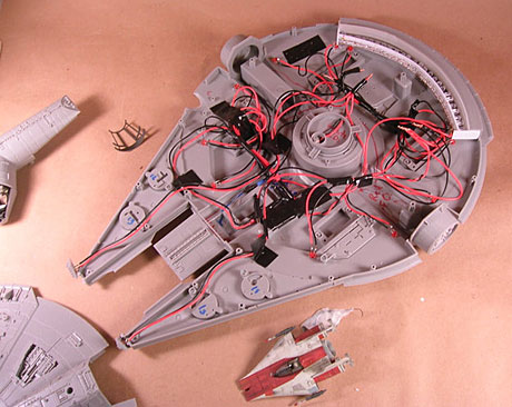 Crayola Star Wars Millennium Falcon Art Kit: What's Inside the Kit