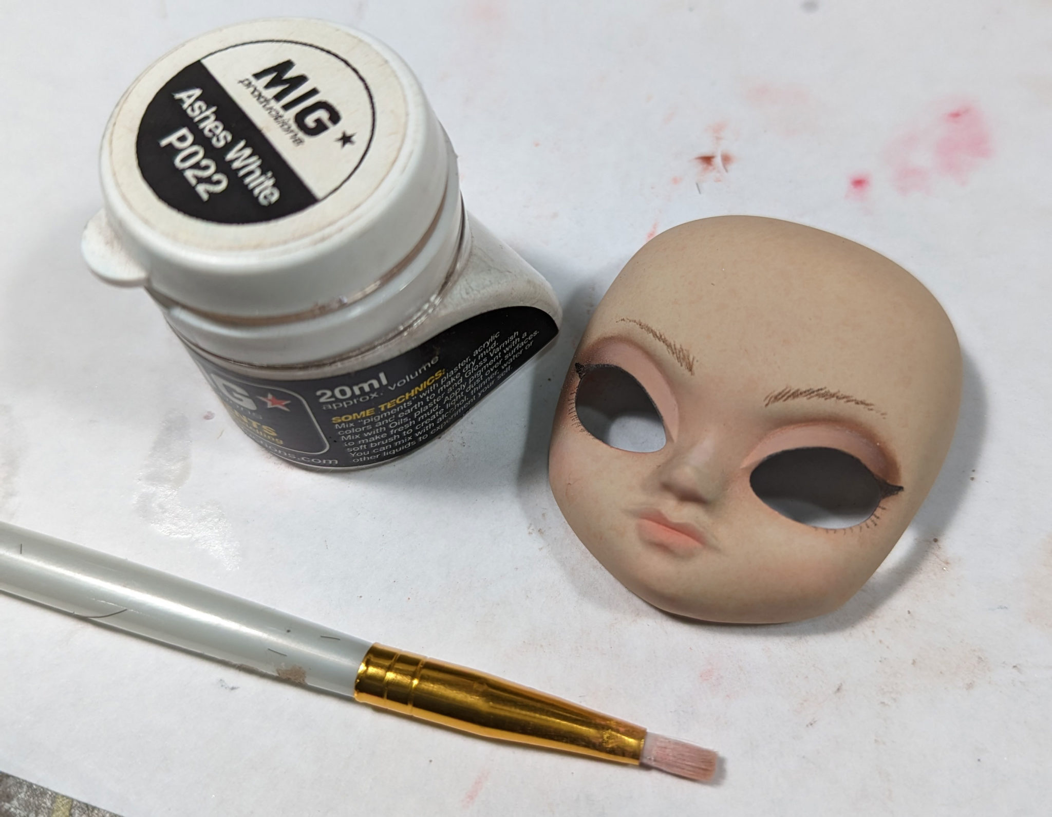 Tutorial » Simple Doll Faceup using my Maude figure FichtenFoo